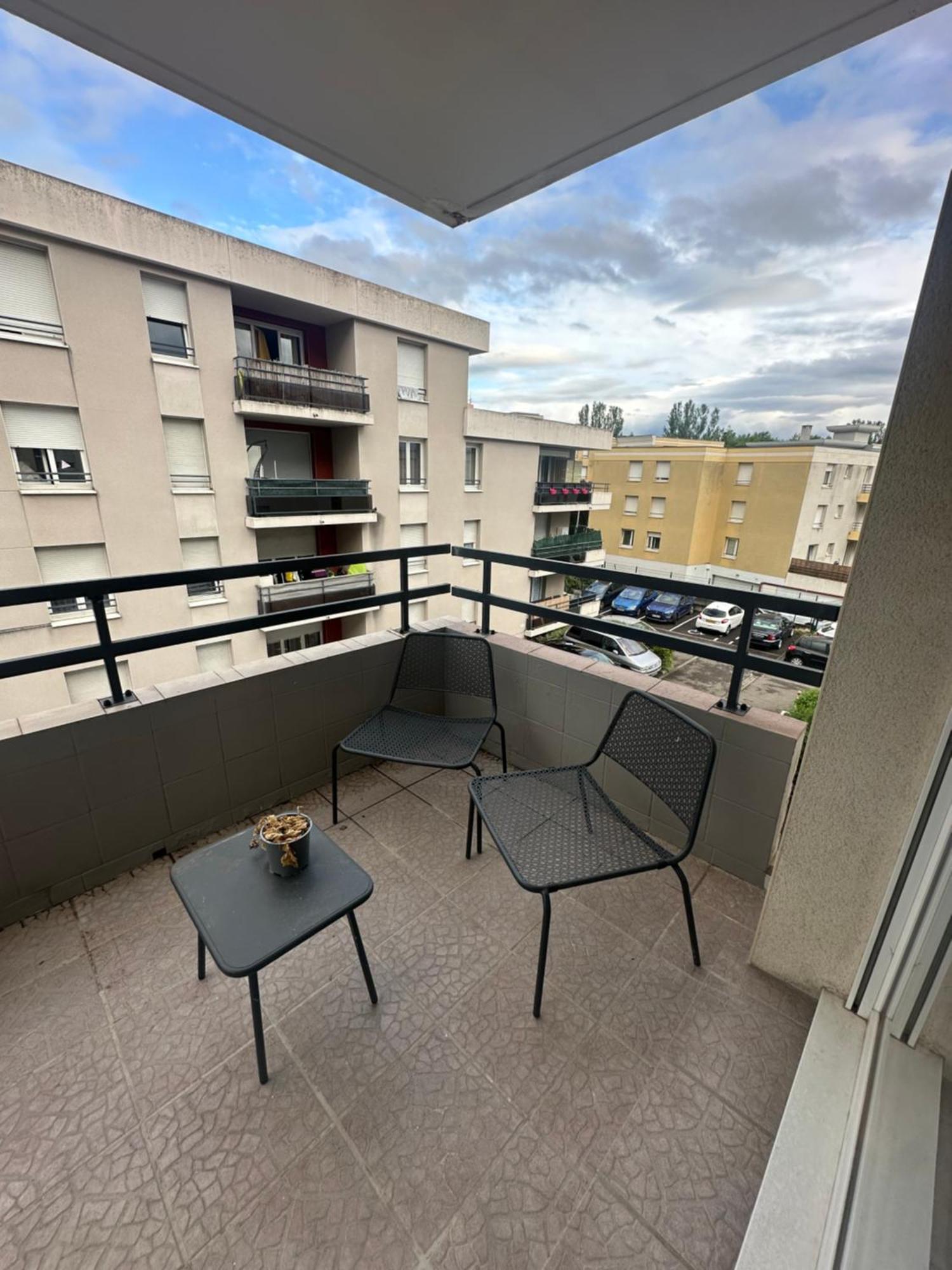 Tres Beau Trois Pieces Avec Vue Degagee Apartamento Estrasburgo Exterior foto