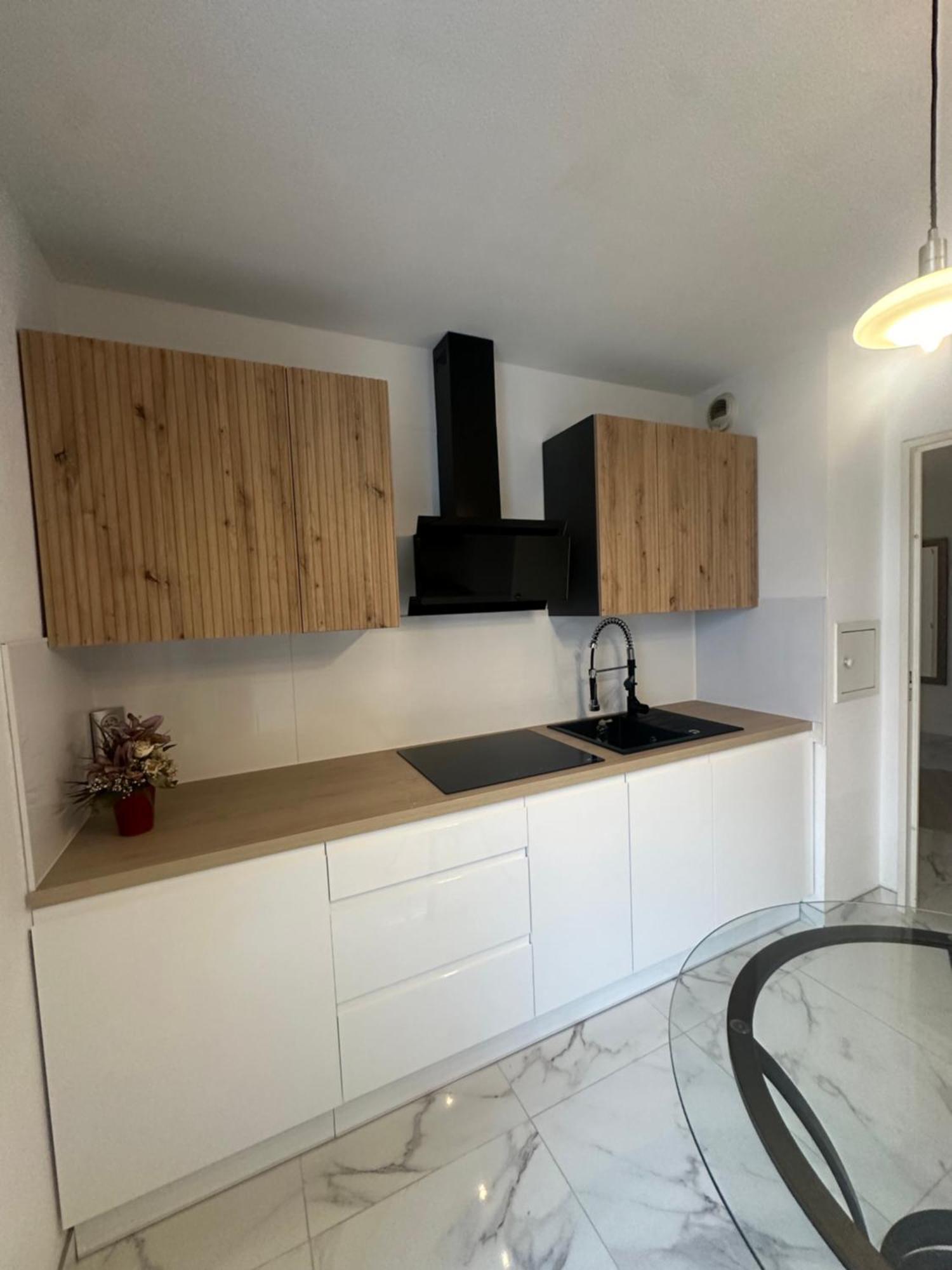 Tres Beau Trois Pieces Avec Vue Degagee Apartamento Estrasburgo Exterior foto