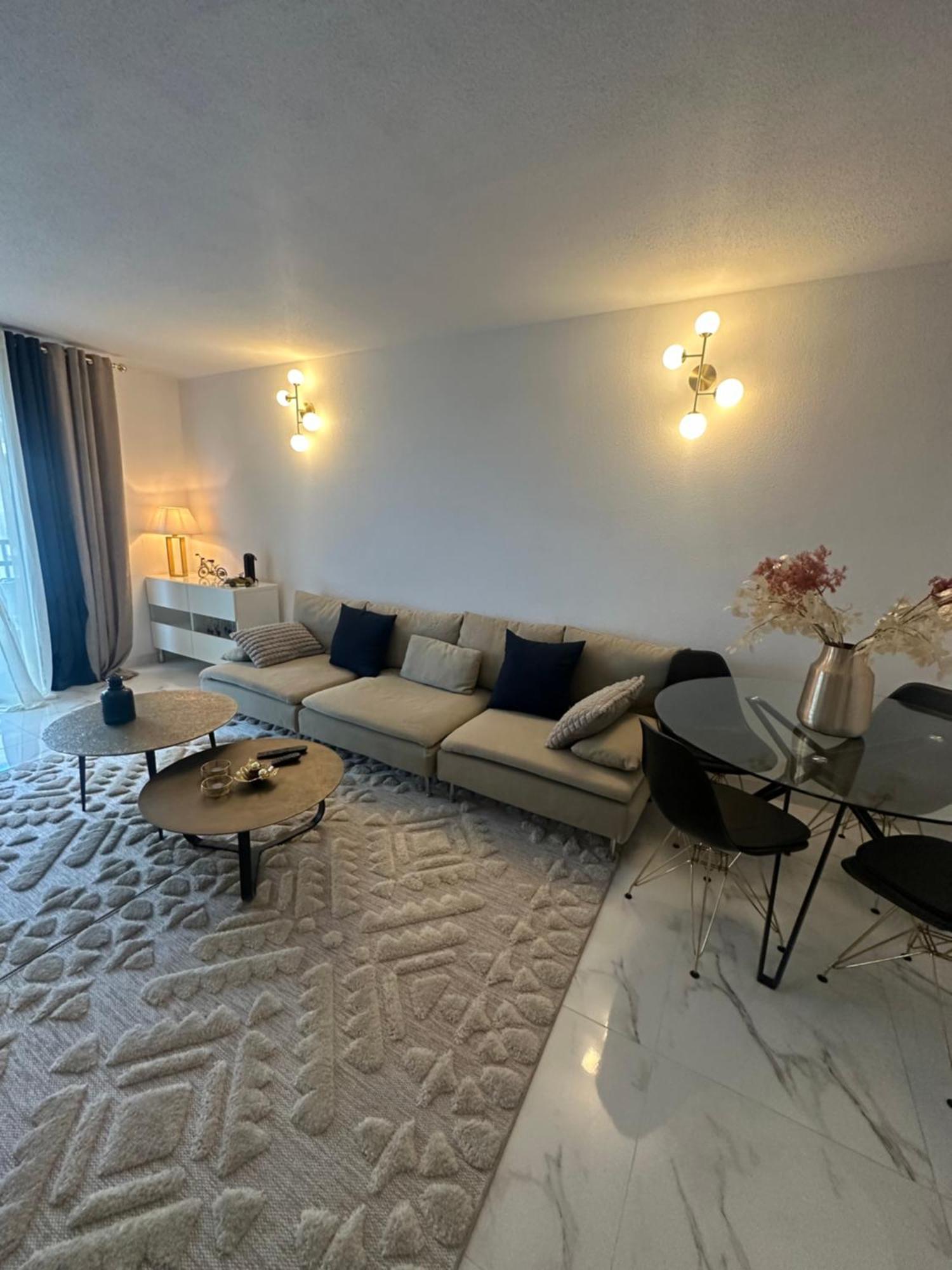 Tres Beau Trois Pieces Avec Vue Degagee Apartamento Estrasburgo Exterior foto